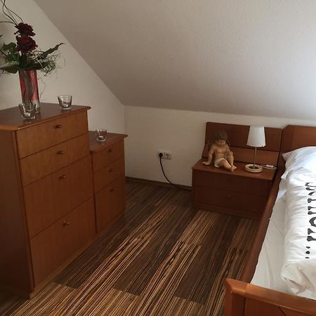 Gaestezimmer Hausaeckerweg إرلانجن المظهر الخارجي الصورة